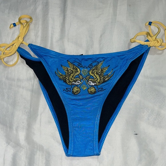 Sinful by affliction blue yellow rhinestone rose birds wing’s adjustable - Picture 5 of 7